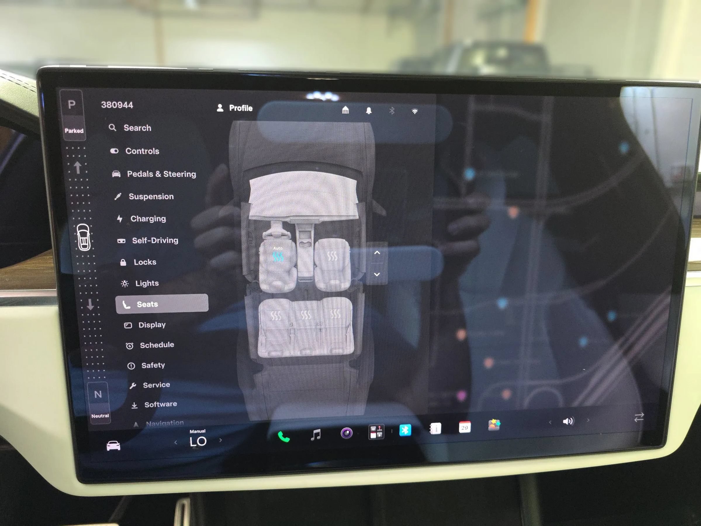 Used 2023 Tesla Model X AWD/4WD image 29