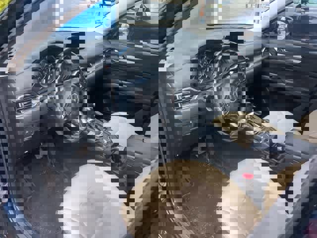 Used 2018 MAZDA CX-5 Touring image 2