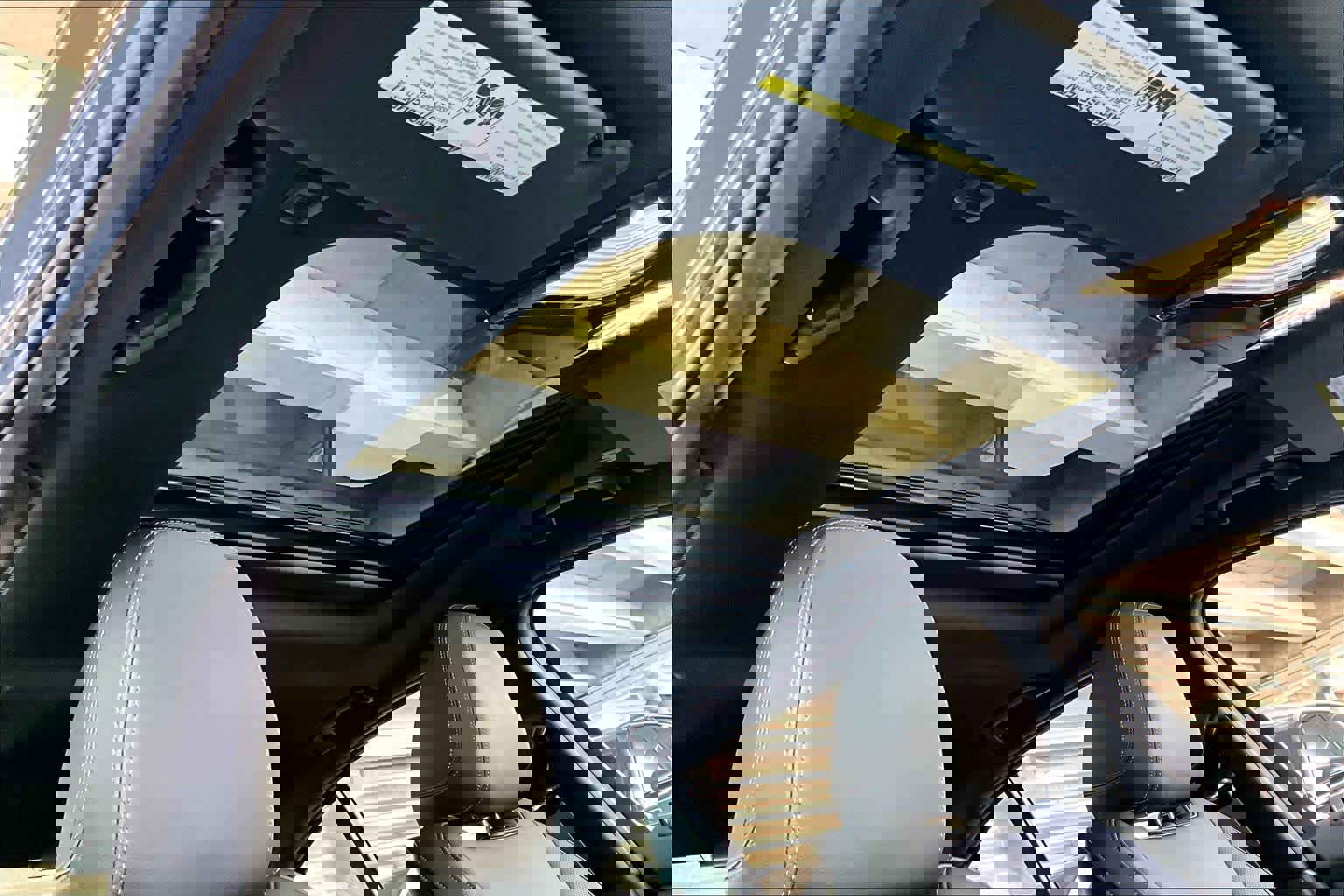 Used 2025 BMW 330i Sedan image 13