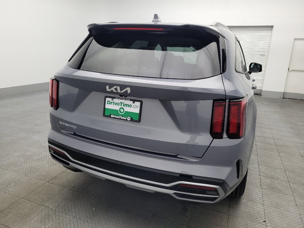 Used 2023 Kia Sorento S w/ Panoramic Sunroof Package image 7