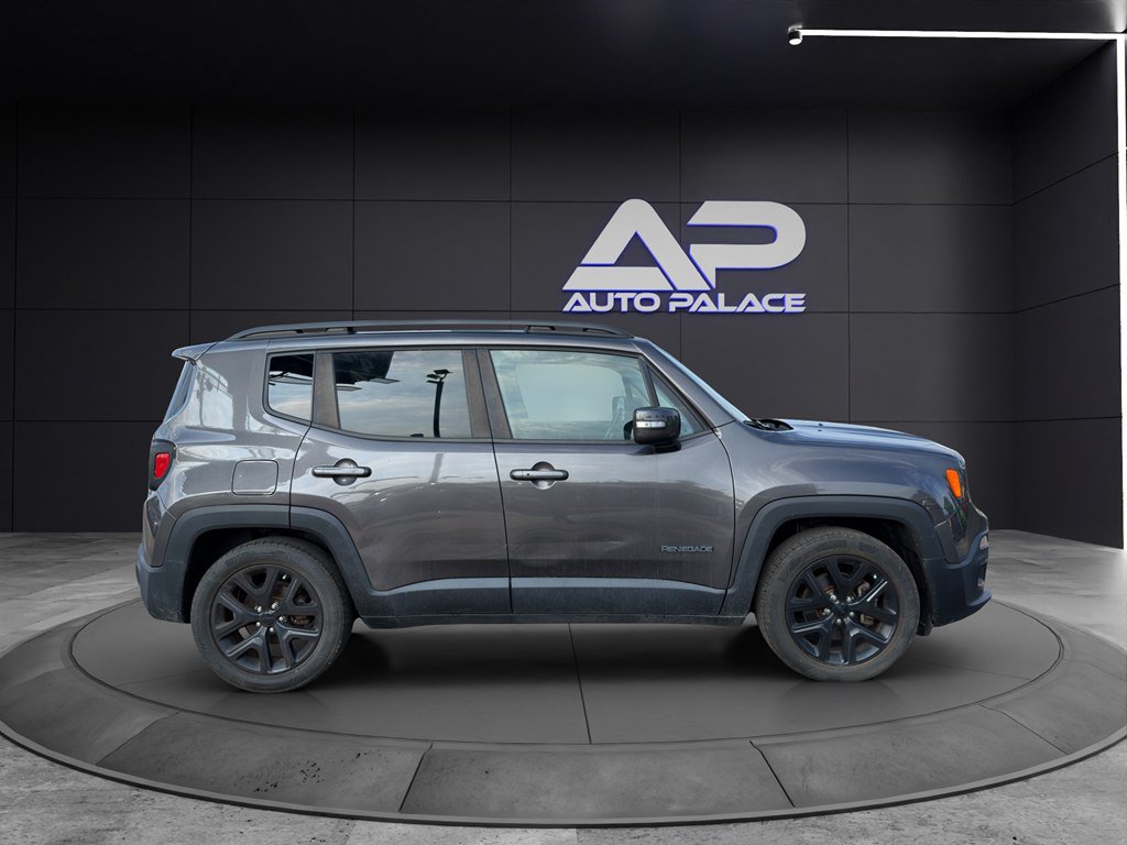 Used 2018 Jeep Renegade Altitude w/ Cold Weather Group FWD image 8