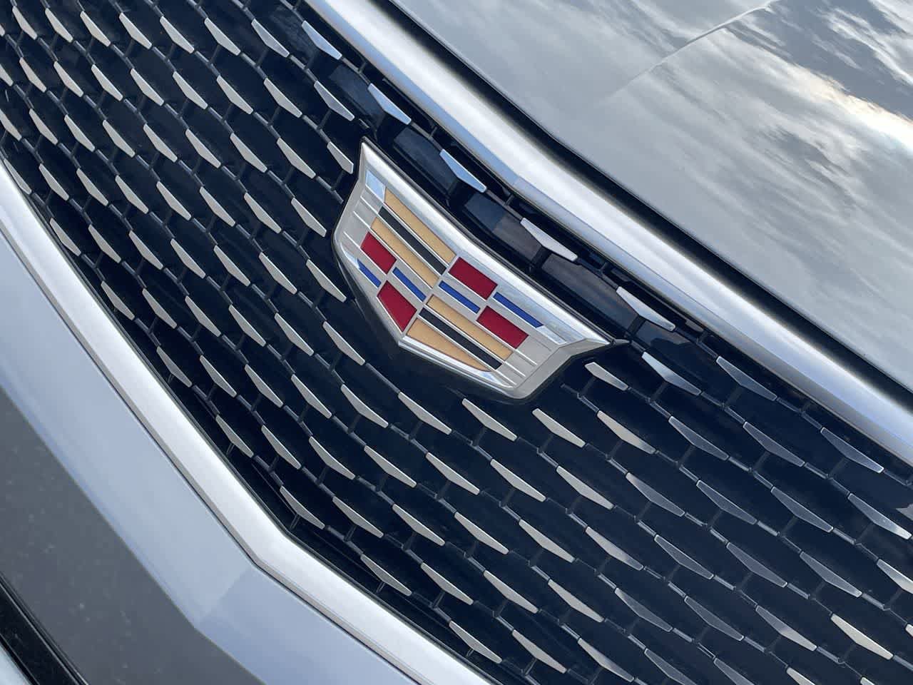 Certified 2024 Cadillac XT6 Luxury w/ LPO, Floor Liner Package image 37