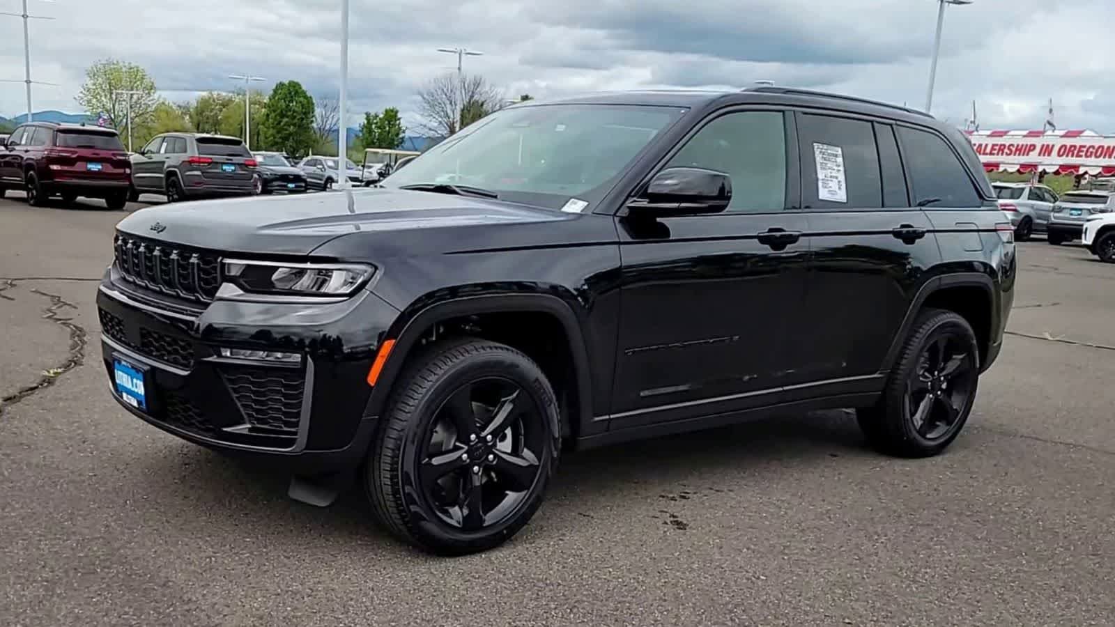New 2026 Jeep Grand Cherokee Limited AWD/4WD image 4