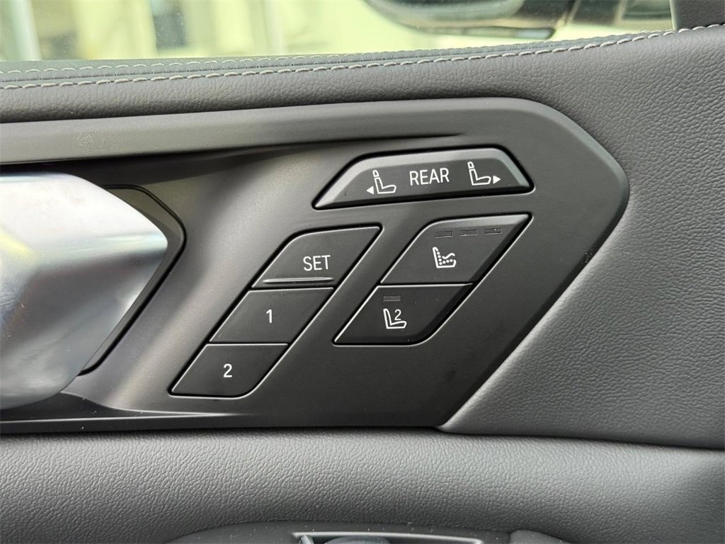 New 2026 BMW ALPINA XB7 image 11