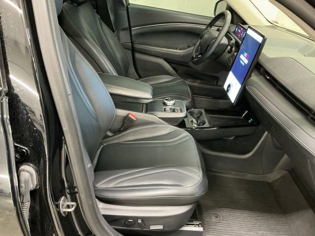 Used 2023 Ford Mustang Mach-E Premium image 19