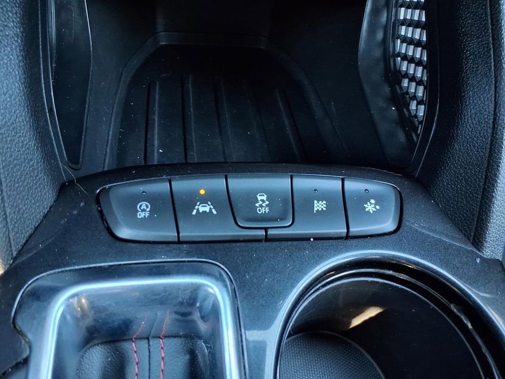 Used 2023 Chevrolet TrailBlazer RS w/ Convenience Package image 21