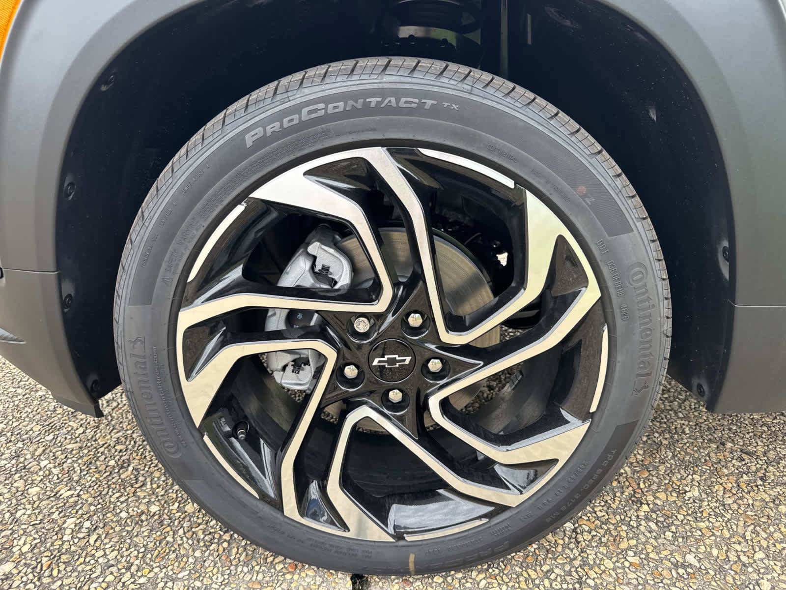 New 2026 Chevrolet TrailBlazer RS w/ Convenience Package FWD image 3