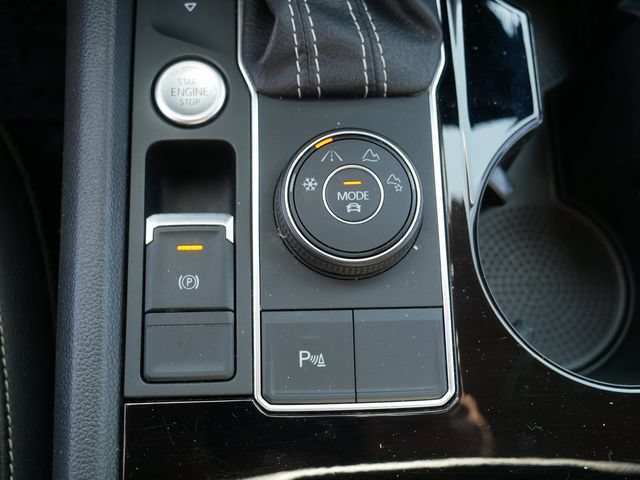 Certified 2023 Volkswagen Atlas SE w/ Black Wheel Package AWD/4WD image 29