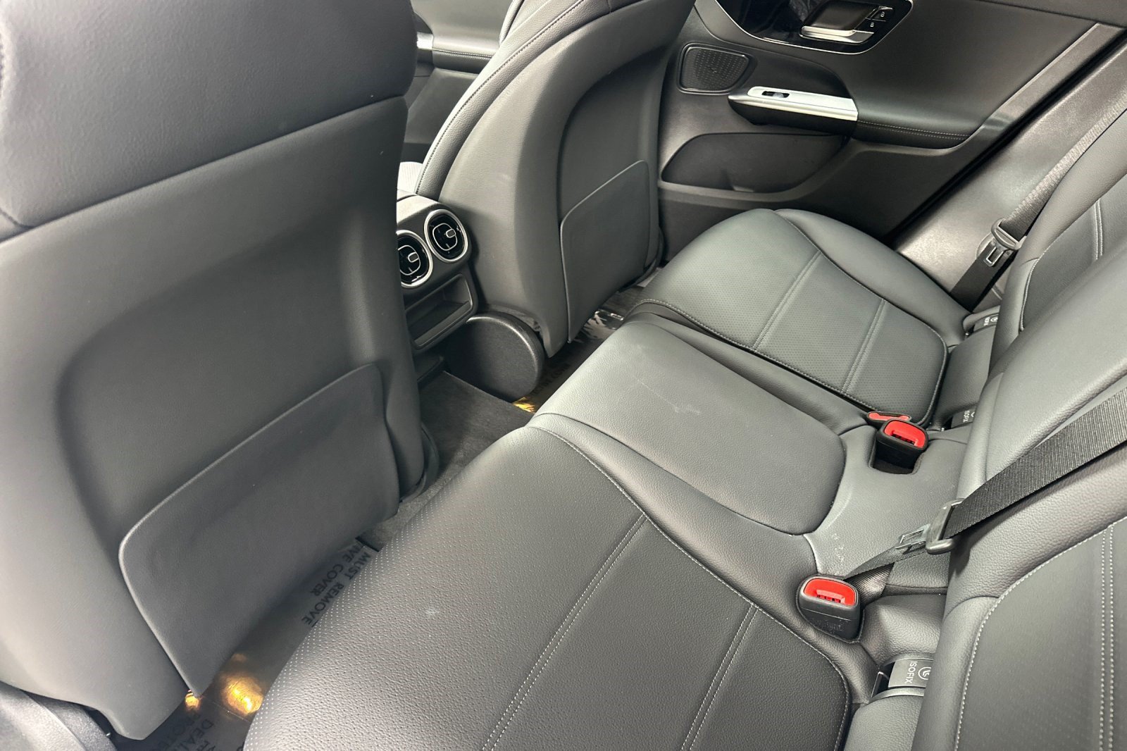 Used 2025 Mercedes-Benz GLC 350e 4MATIC image 26