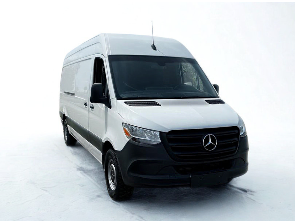 Used 2022 Mercedes-Benz Sprinter 2500 image 8