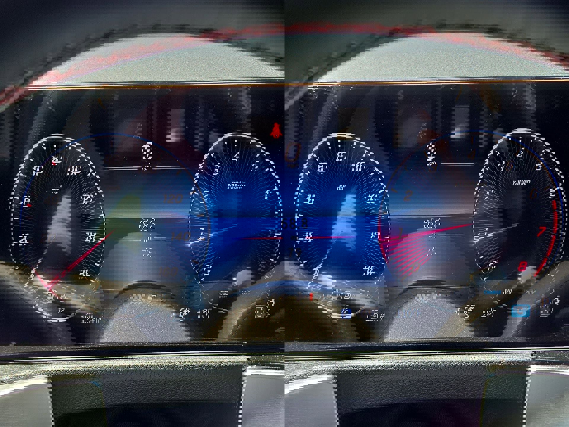 New 2025 Mercedes-Benz GLB 250 image 20