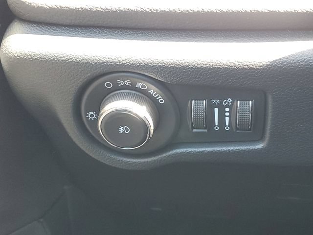 New 2026 Chrysler Pacifica Select w/ S Appearance Package FWD image 20