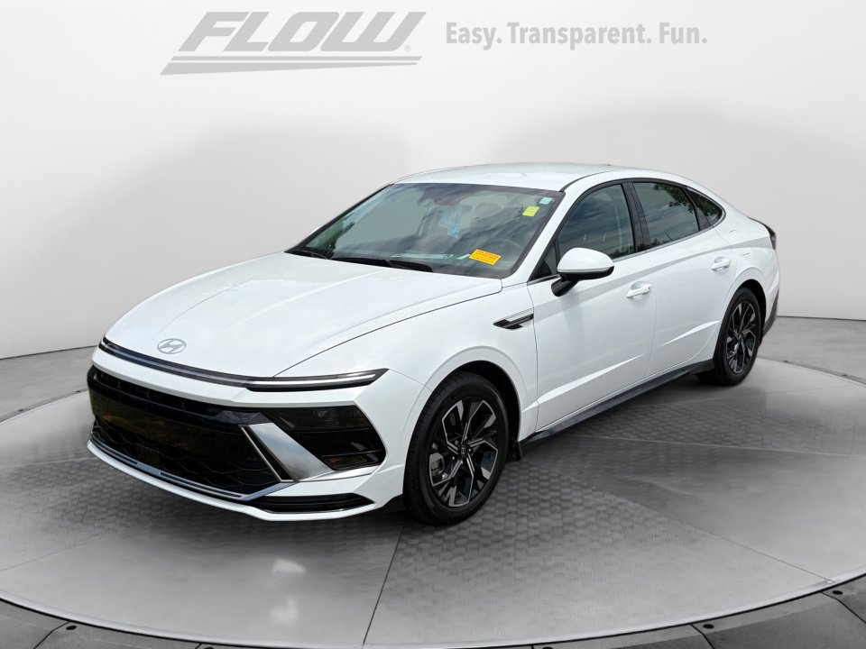 Used 2024 Hyundai Sonata SEL FWD image 4