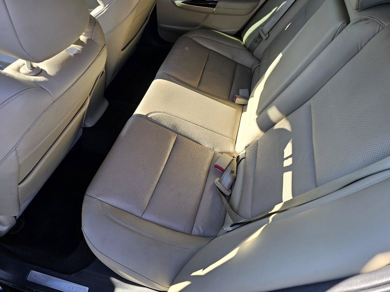 Used 2016 Acura TLX w/ Technology Package FWD image 10