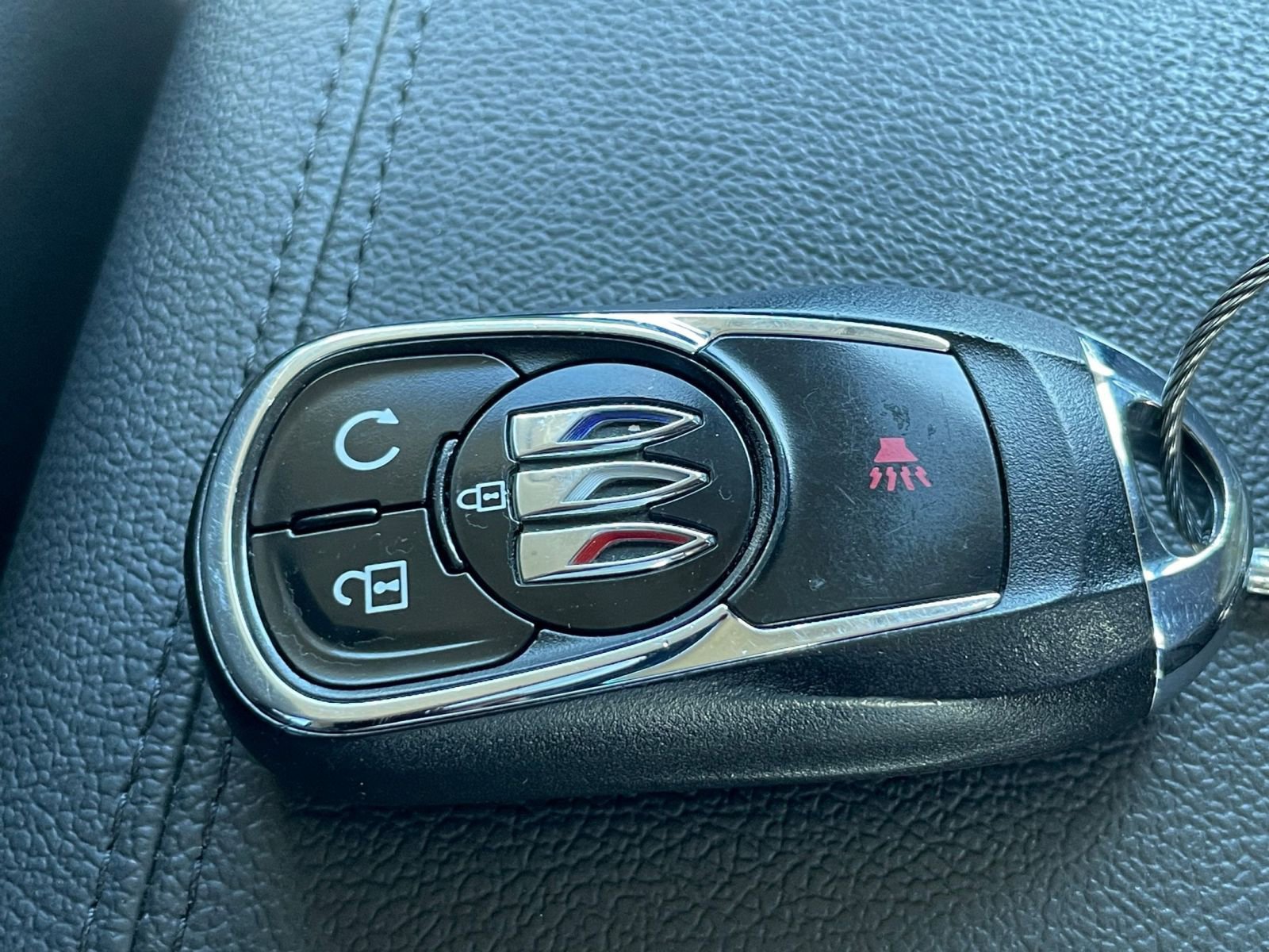 Used 2025 Buick Encore GX Preferred image 28