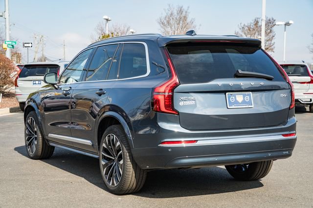 Used 2025 Volvo XC90 B6 Plus image 5