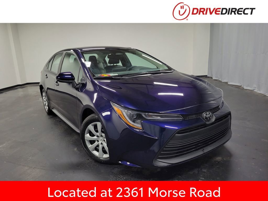 Used 2023 Toyota Corolla LE image 1