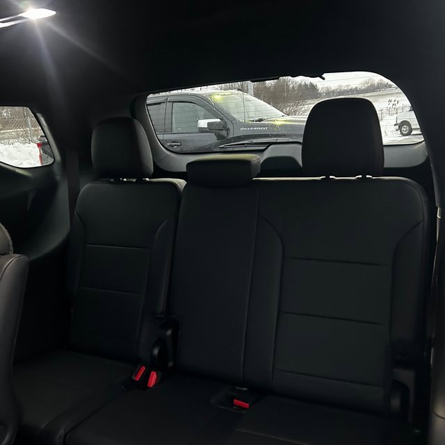 New 2026 Chevrolet Traverse Z71 w/ Driver Confidence Package image 40