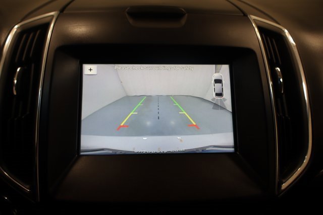 Used 2018 Ford Edge Titanium w/ Equipment Group 301A image 21