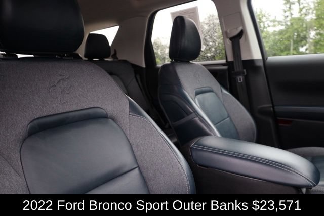 Used 2022 Ford Bronco Sport Outer Banks w/ Tech Package AWD/4WD image 39