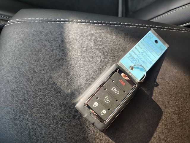 New 2025 Jeep Grand Cherokee L Altitude image 27