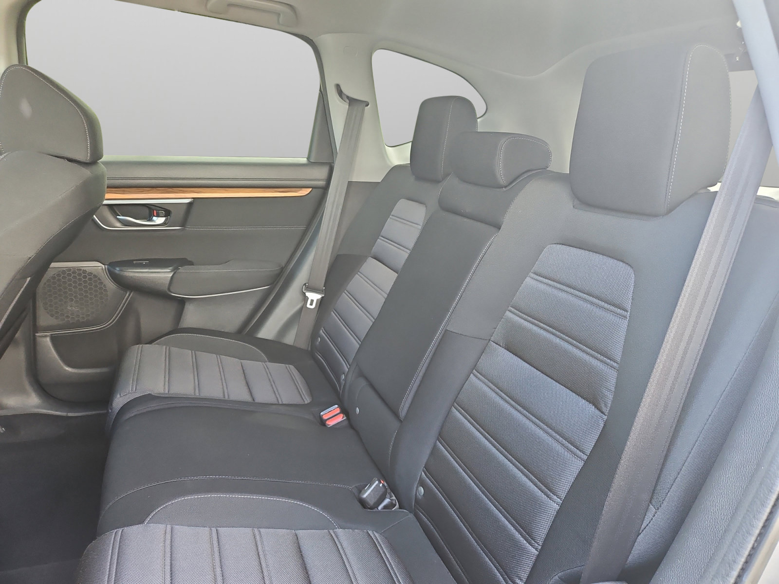 Used 2017 Honda CR-V EX image 40