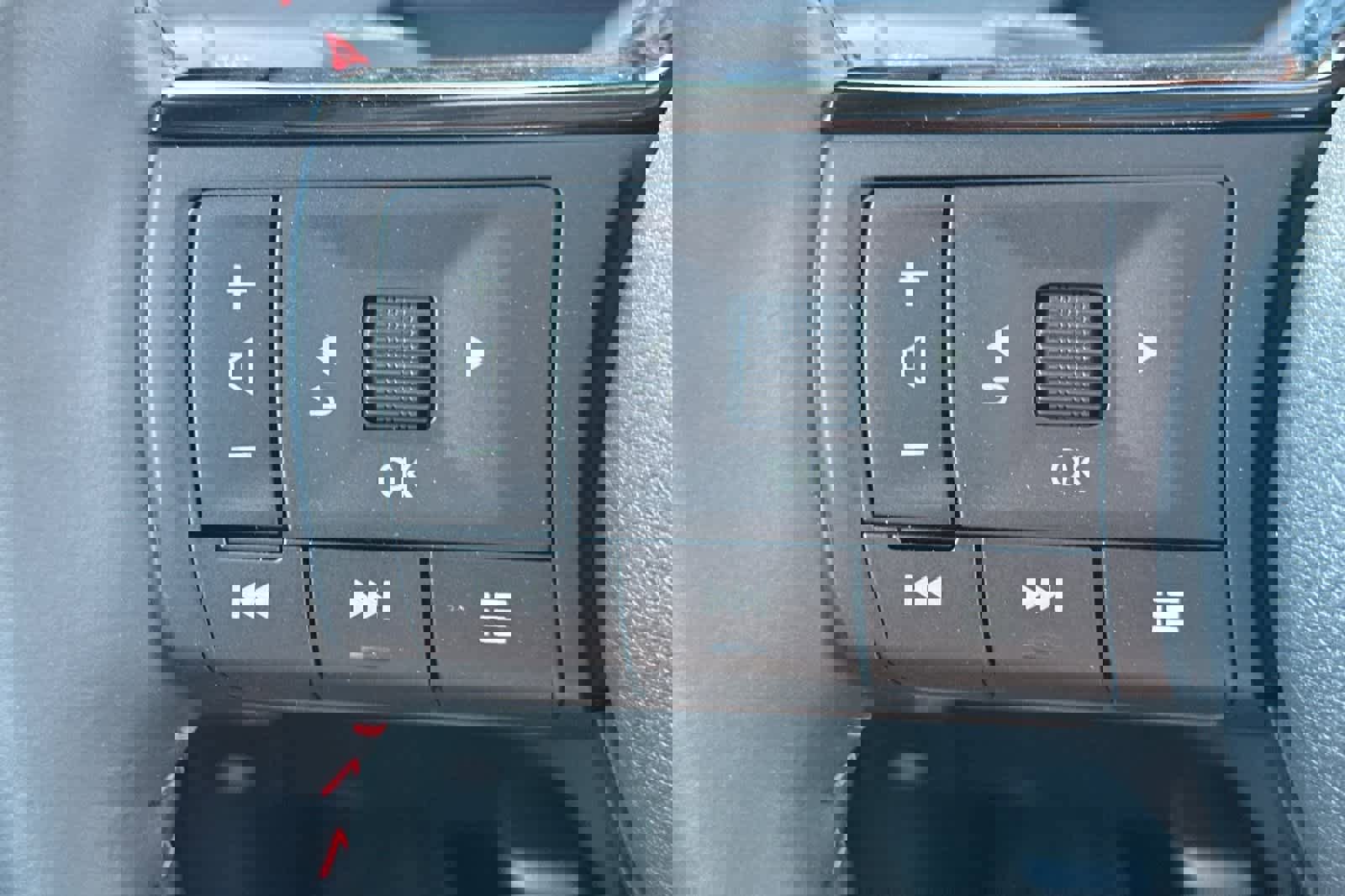 New 2026 Nissan Kicks SR image 29