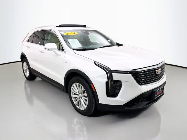 Used 2024 Cadillac XT4 Luxury w/ Cold Weather Package image 1