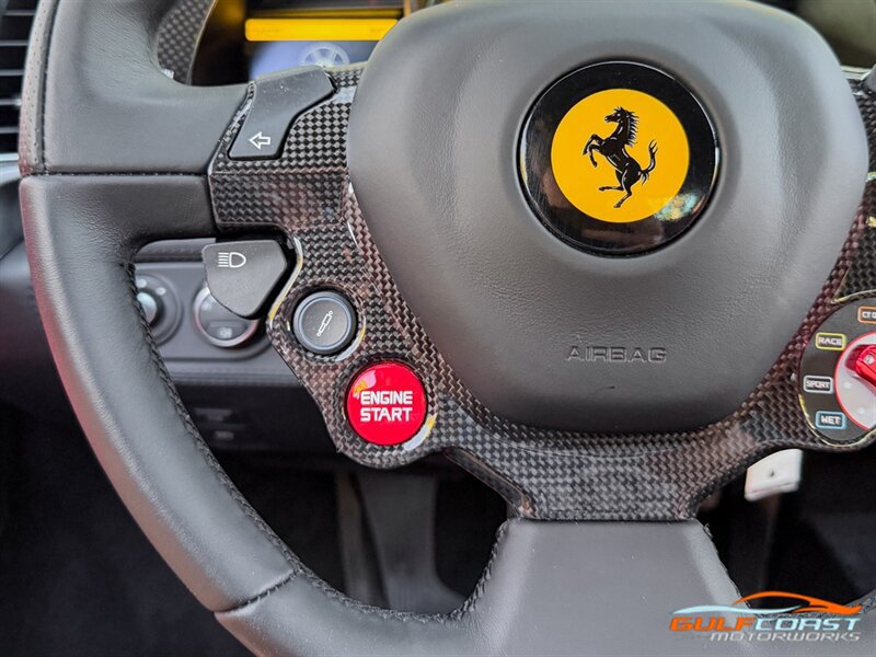 Used 2014 Ferrari 458 Italia Coupe RWD image 27