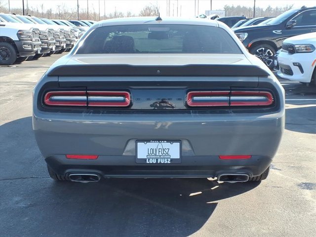 Used 2023 Dodge Challenger R/T w/ Plus Package image 30