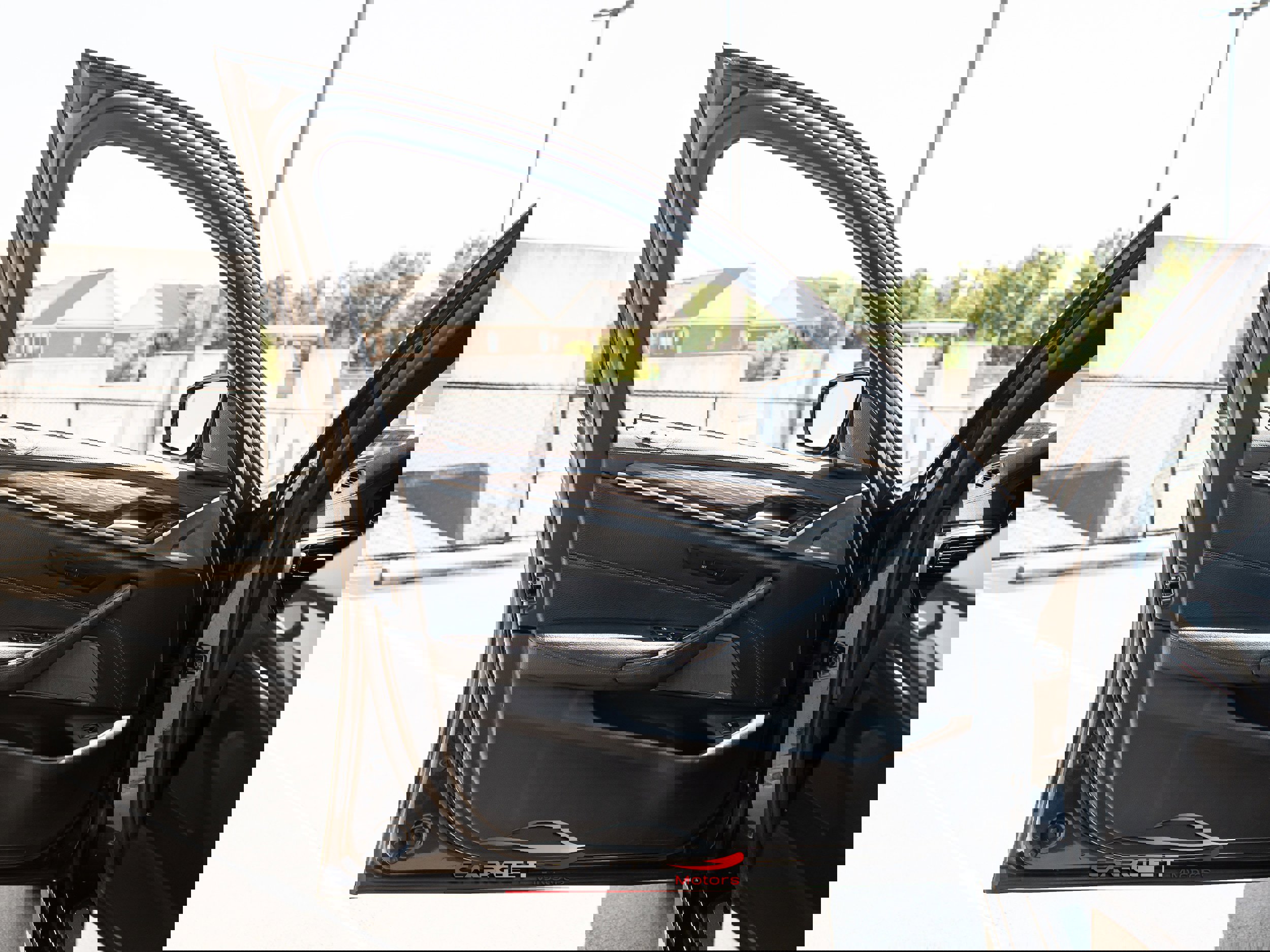 Used 2018 BMW 540i xDrive image 45