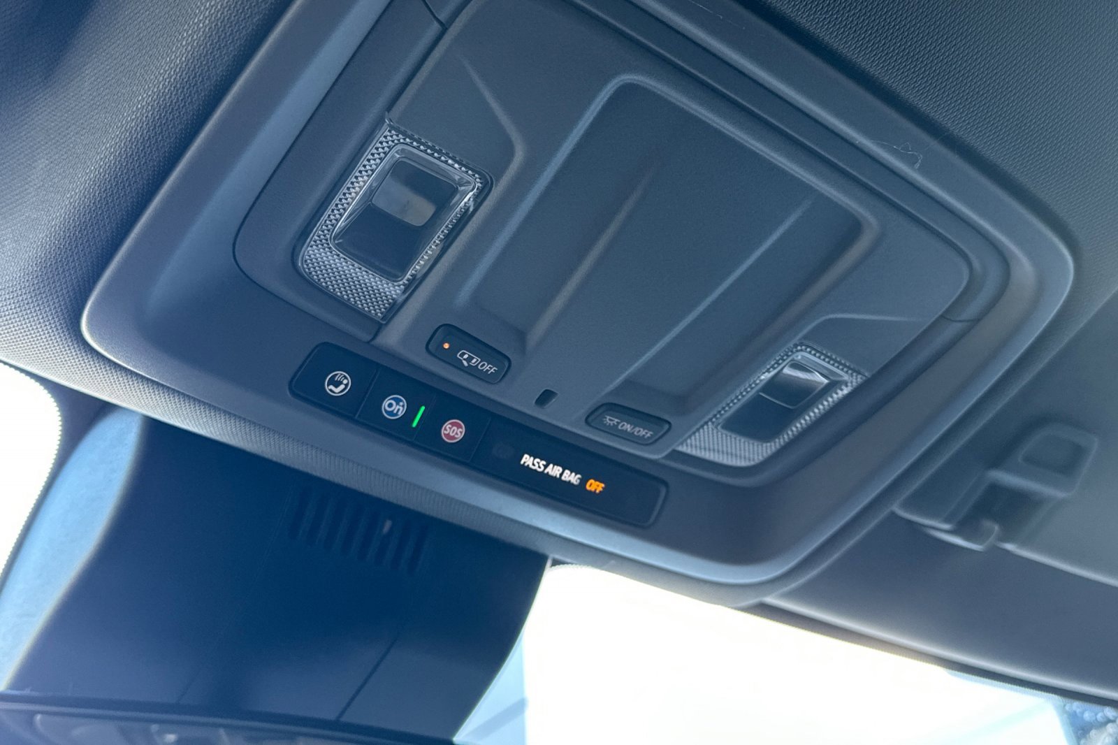 Used 2025 Chevrolet Silverado 1500 LT image 24