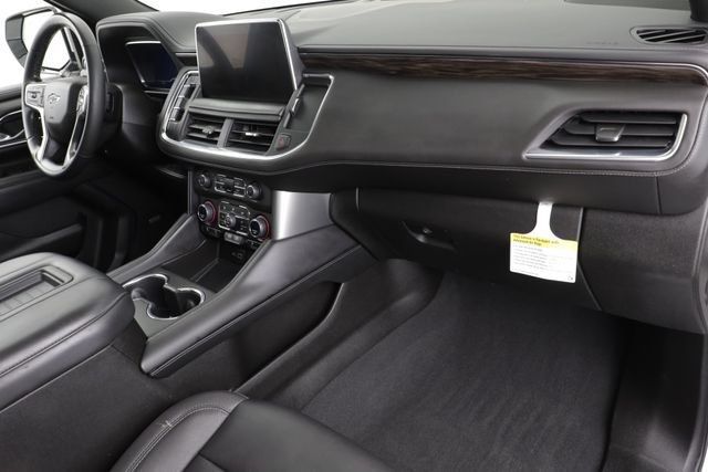 Used 2023 Chevrolet Tahoe Z71 w/ Luxury Package AWD/4WD image 22