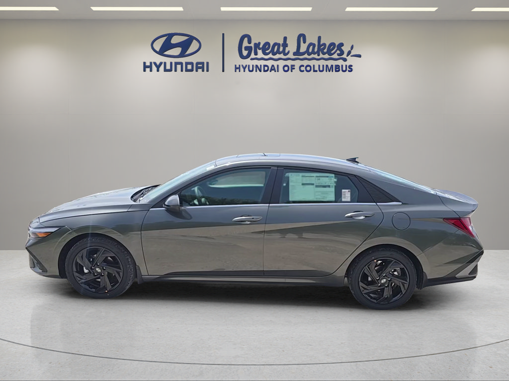 New 2026 Hyundai Elantra SEL Sport Premium FWD image 2
