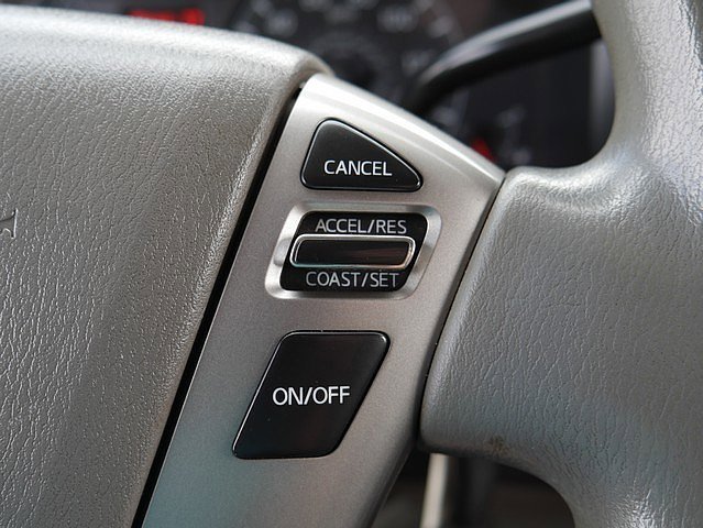 Used 2018 Nissan NV 2500 SV image 20