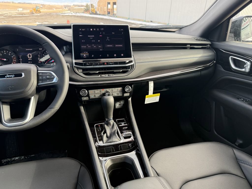 New 2026 Jeep Compass Limited image 18