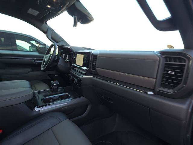 Used 2025 Chevrolet Silverado 1500 ZR2 w/ Technology Package AWD/4WD image 20