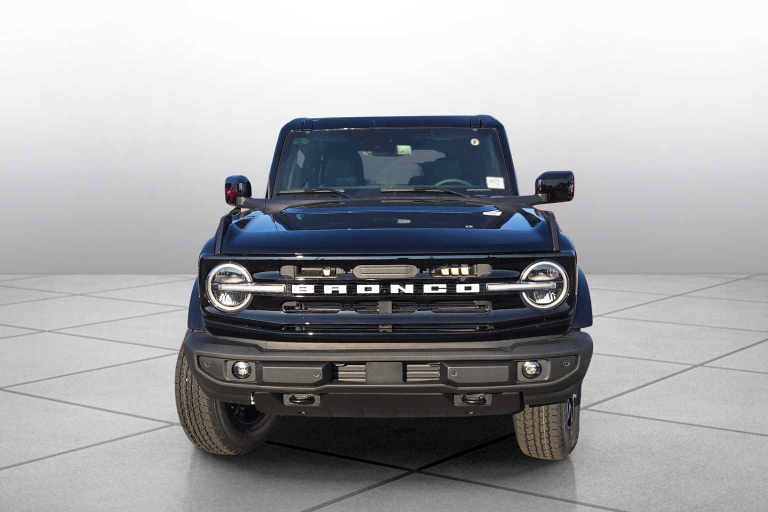 New 2026 Ford Bronco Outer Banks AWD/4WD image 3