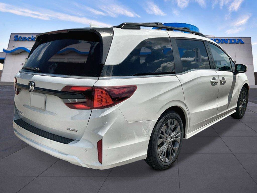 New 2027 Honda Odyssey Touring image 5