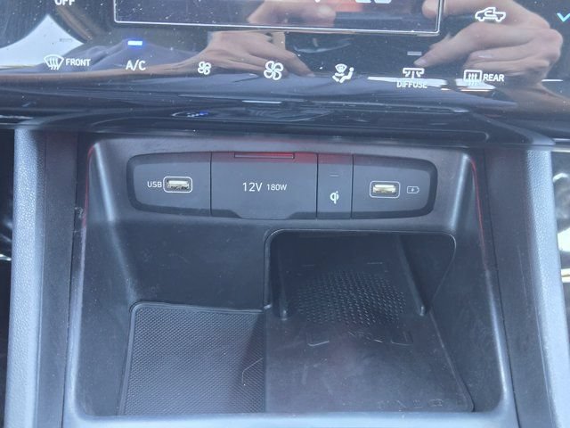 Used 2023 Hyundai Santa Cruz Limited w/ Tow & Go Package AWD/4WD image 19