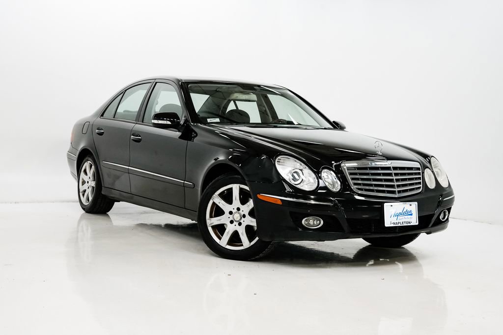Used 2008 Mercedes-Benz E 350 4MATIC Sedan image 5