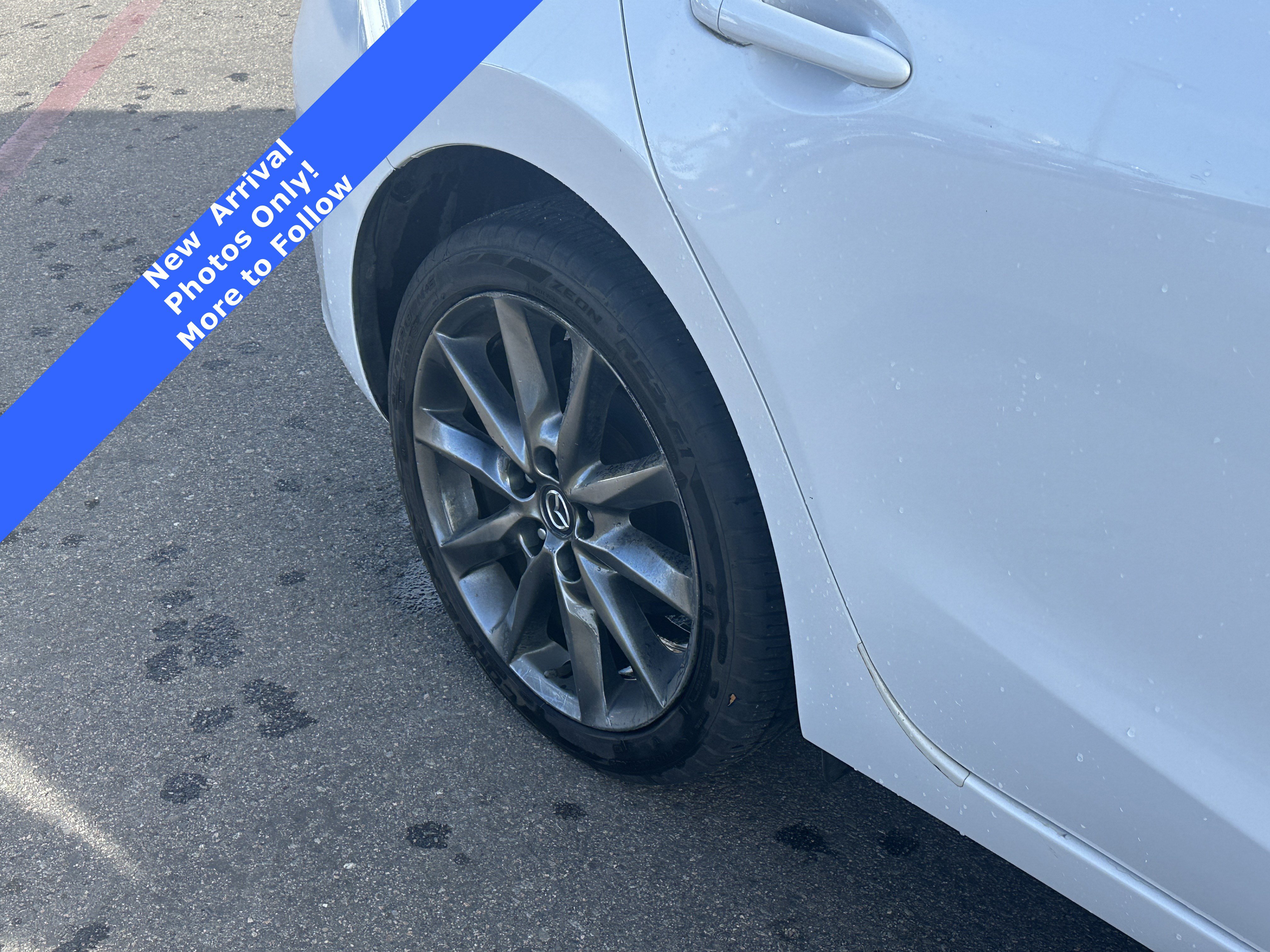 Used 2018 MAZDA MAZDA3 Touring image 26