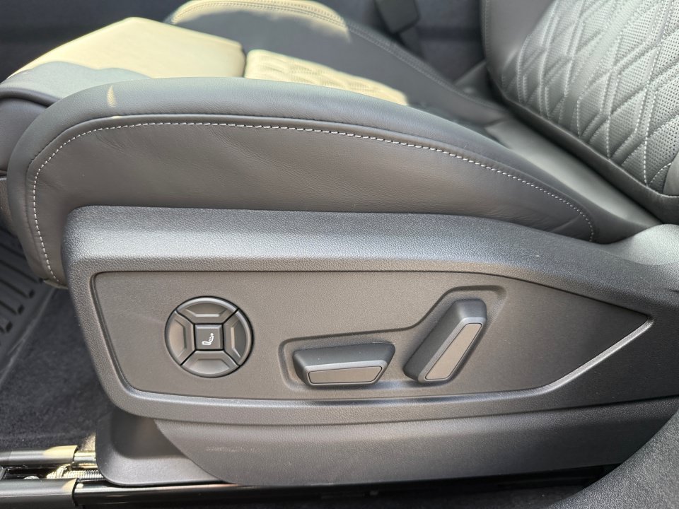 New 2026 Audi SQ5 Premium Plus AWD/4WD image 30