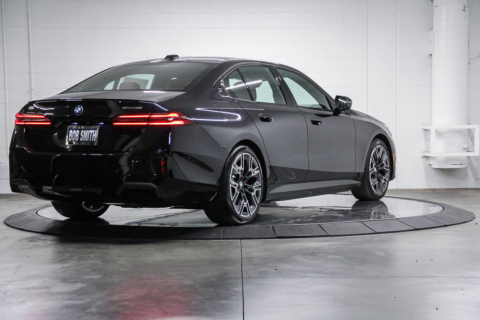 New 2026 BMW i5 eDrive40 w/ M Sport Package image 6