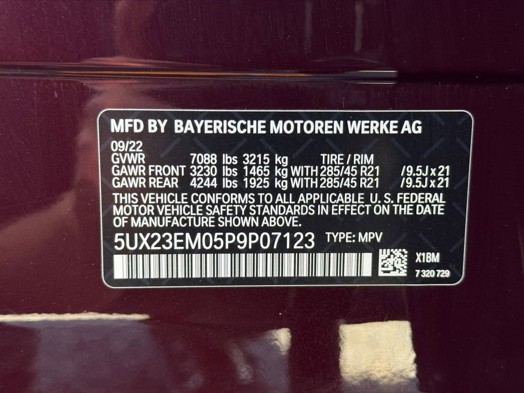 Used 2023 BMW X7 xDrive40i w/ Executive Package image 34