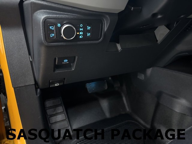 Used 2022 Ford Bronco Badlands w/ Sasquatch Package image 12