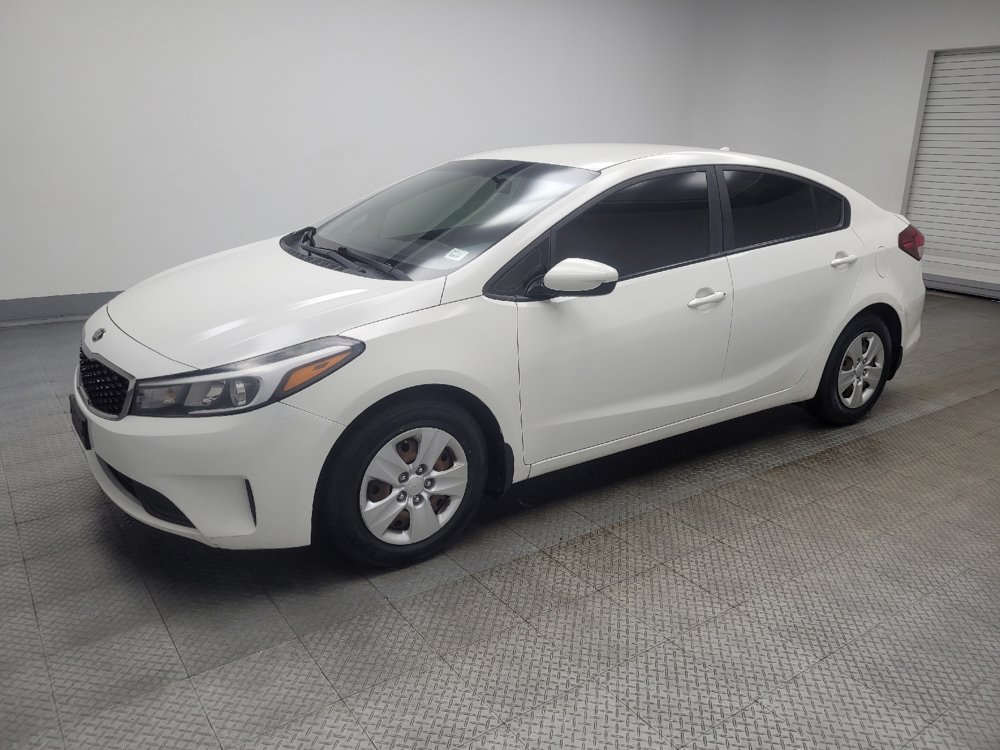 Used 2017 Kia Forte LX FWD image 2