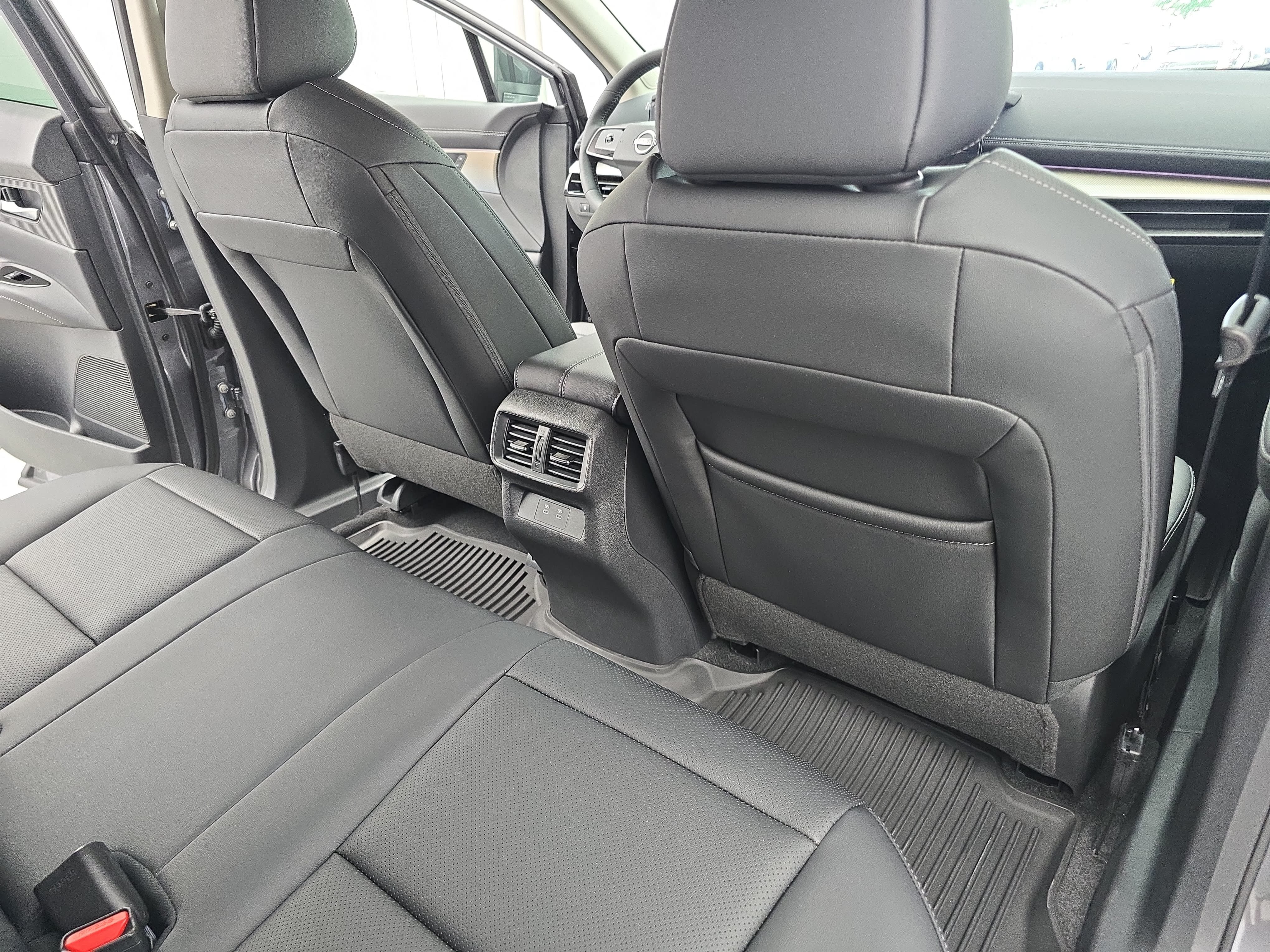 New 2026 Nissan Murano SL AWD/4WD image 11