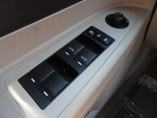 Used 2007 Chrysler 300 C RWD image 20