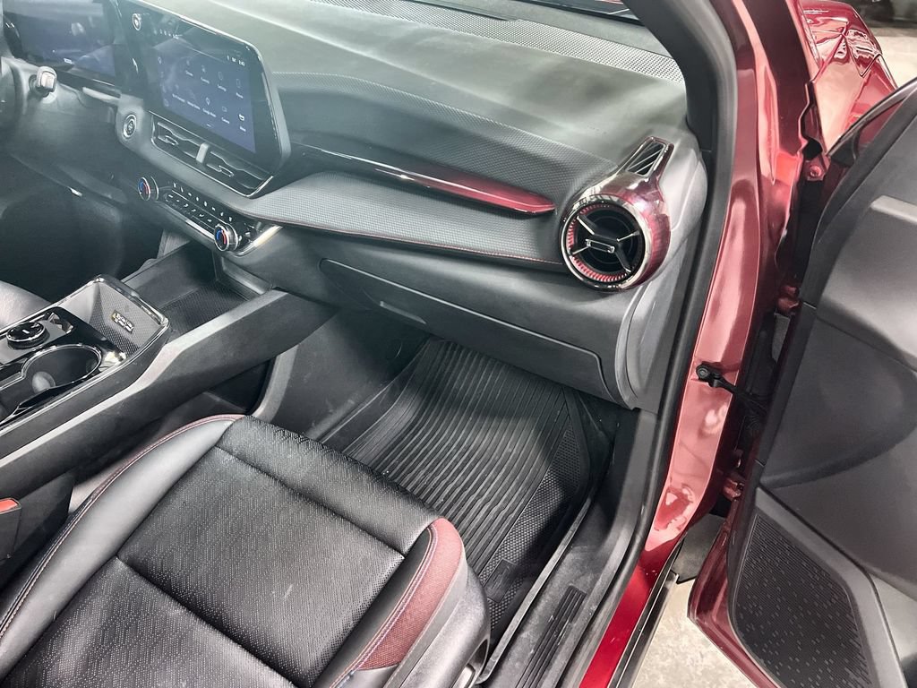 Used 2025 Chevrolet Equinox RS w/ Safety and Technology Package AWD/4WD image 30